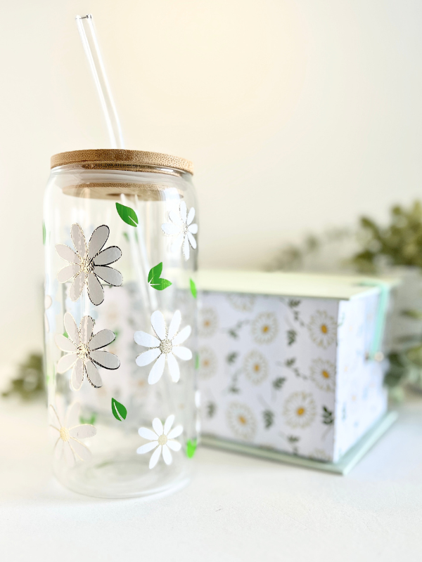 Personalise Now | Gift SET | Beautiful Mint Daisy Box & Tumbler Set