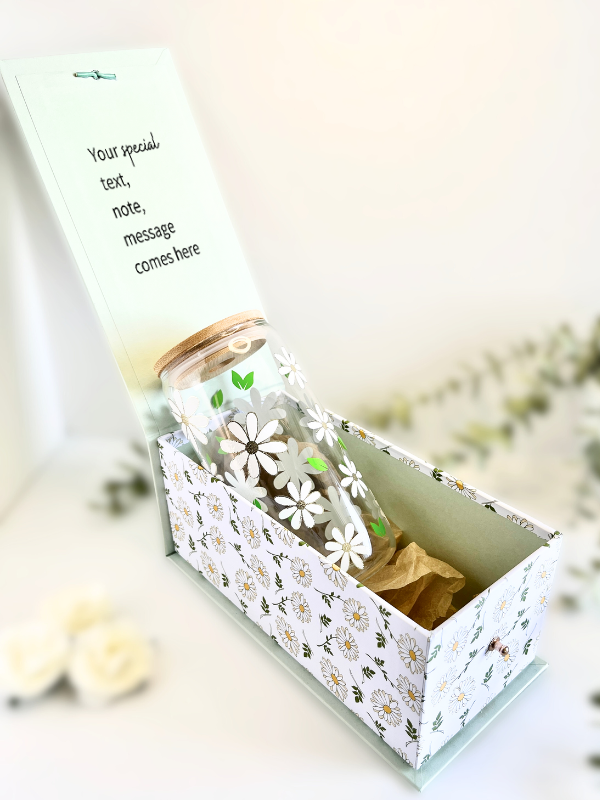 Personalise Now | Gift SET | Beautiful Mint Daisy Box & Tumbler Set